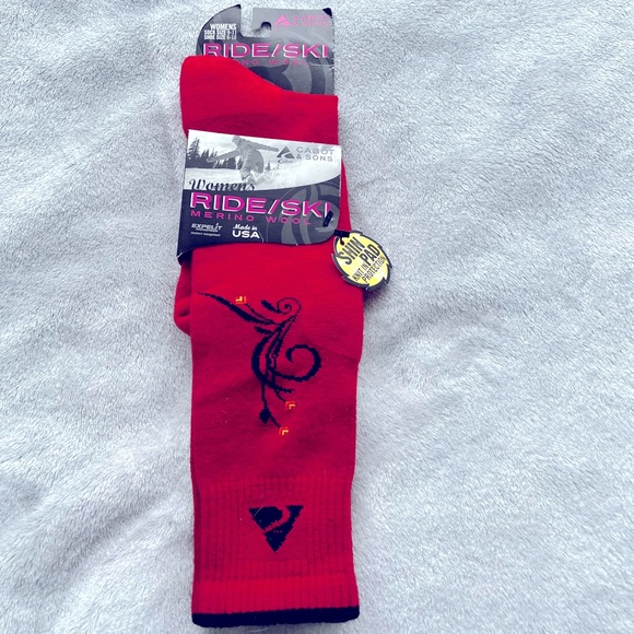 ❤️ Red merino ski socks ⛷❄️🎿 - Picture 2 of 7